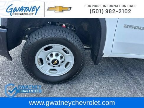 Used 2025 Chevrolet Silverado 2500 W/T w/ Z71 Off-Road Package AWD/4WD image 9
