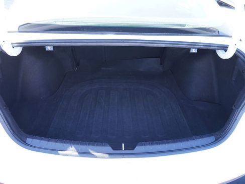 Used 2022 Kia K5 LXS image 8