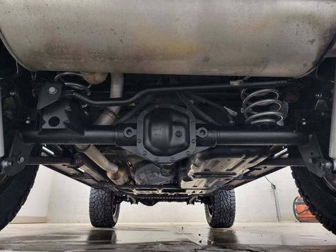 Used 2023 Jeep Wrangler Unlimited Sahara AWD/4WD image 36