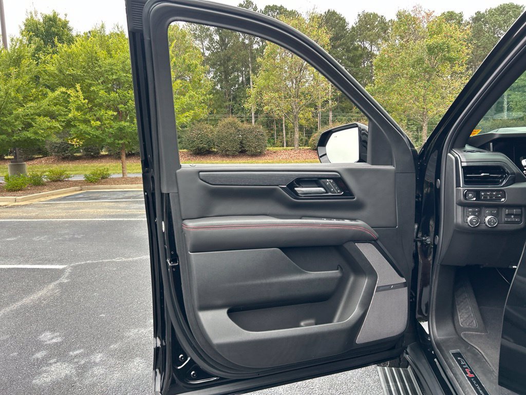 Used 2026 GMC Yukon AT4 Ultimate AWD/4WD image 27