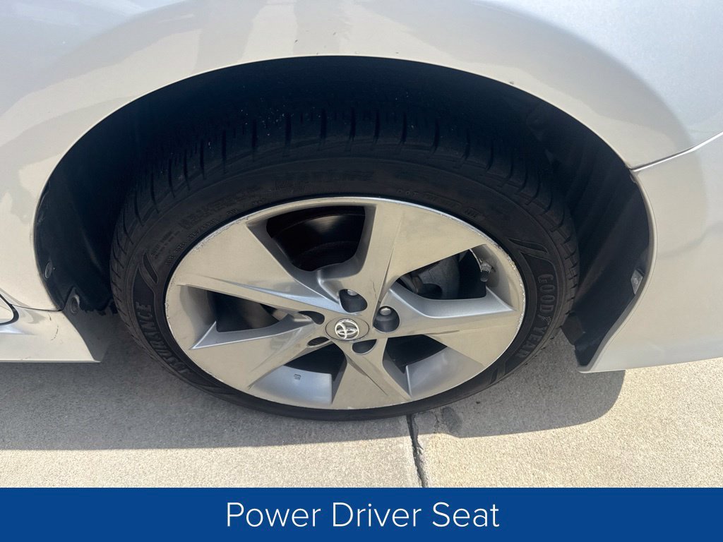 Used 2014 Toyota Camry SE FWD image 7