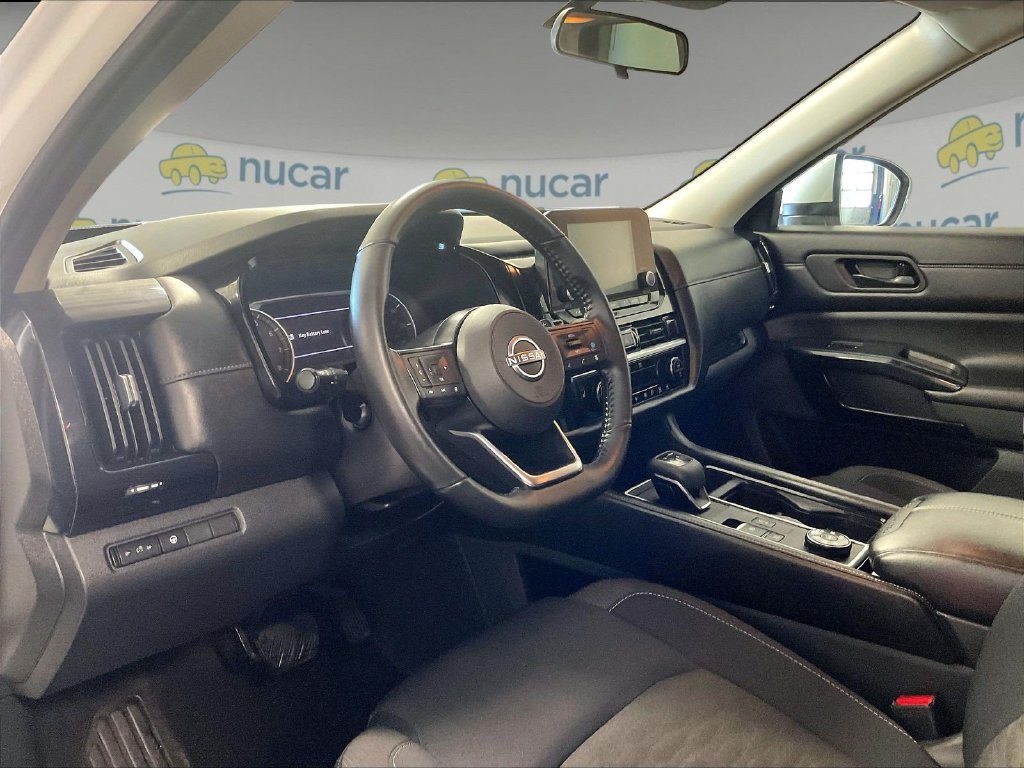 Certified 2024 Nissan Pathfinder SV w/ Lighting Package (N92) AWD/4WD image 8