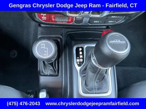 Certified 2025 Jeep Gladiator Mojave w/ Safety Group AWD/4WD image 47