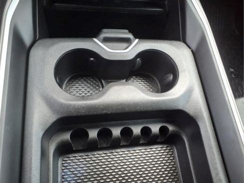 Used 2021 RAM 1500 Big Horn AWD/4WD image 25