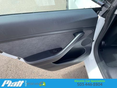 Used 2023 Tesla Model 3 Standard Range image 39