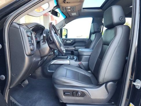 Used 2021 Chevrolet Silverado 3500 LTZ w/ LTZ Convenience Package AWD/4WD image 17