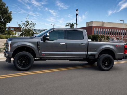 Used 2024 Ford F350 Platinum AWD/4WD image 3