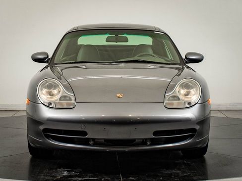Used 2001 Porsche 911 Carrera image 10