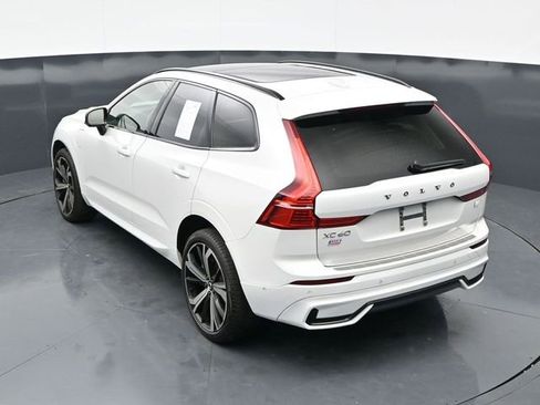 Used 2024 Volvo XC60 T8 Ultimate w/ Climate Package AWD/4WD image 34