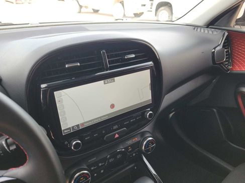 Used 2025 Kia Soul GT-Line w/ GT-Line Technology Package FWD image 24