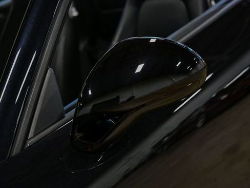 Used 2017 Porsche 911 Carrera image 5