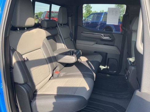 Used 2023 Chevrolet Silverado 1500 ZR2 w/ Technology Package image 61