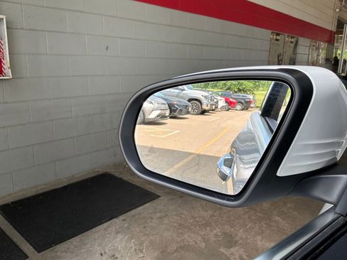 Used 2025 Mercedes-Benz GLA 250 image 19