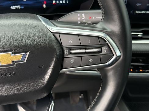 Used 2025 Chevrolet Equinox LT w/ Convenience Package II AWD/4WD image 17