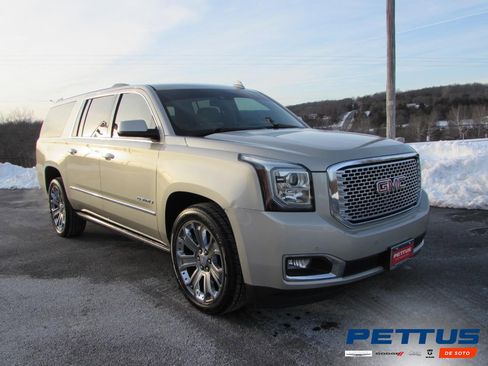 Used 2015 GMC Yukon XL Denali w/ Premium Package image 1