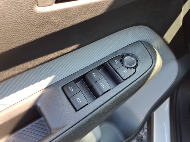 New 2027 Chevrolet Bolt LT w/ Comfort Package FWD image 18