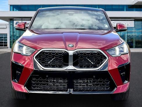 New 2026 BMW X2 xDrive28i w/ Technology Package AWD/4WD image 2