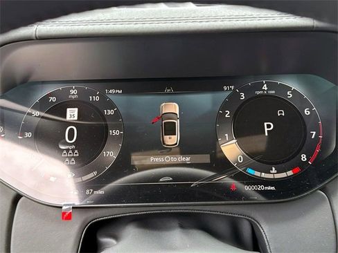 New 2025 Land Rover Range Rover Long Wheelbase SE image 28