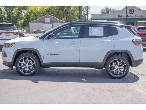 Used 2024 Jeep Compass Limited AWD/4WD image 6