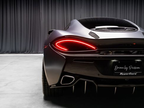 Used 2017 McLaren 570S RWD image 34