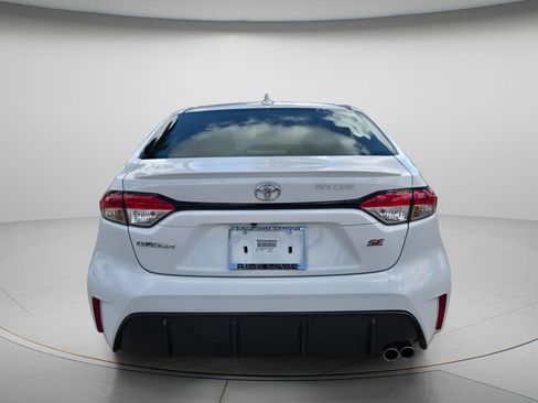 Used 2025 Toyota Corolla SE FWD image 5