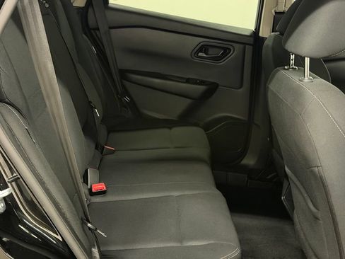 Used 2024 Nissan Rogue S AWD/4WD image 15
