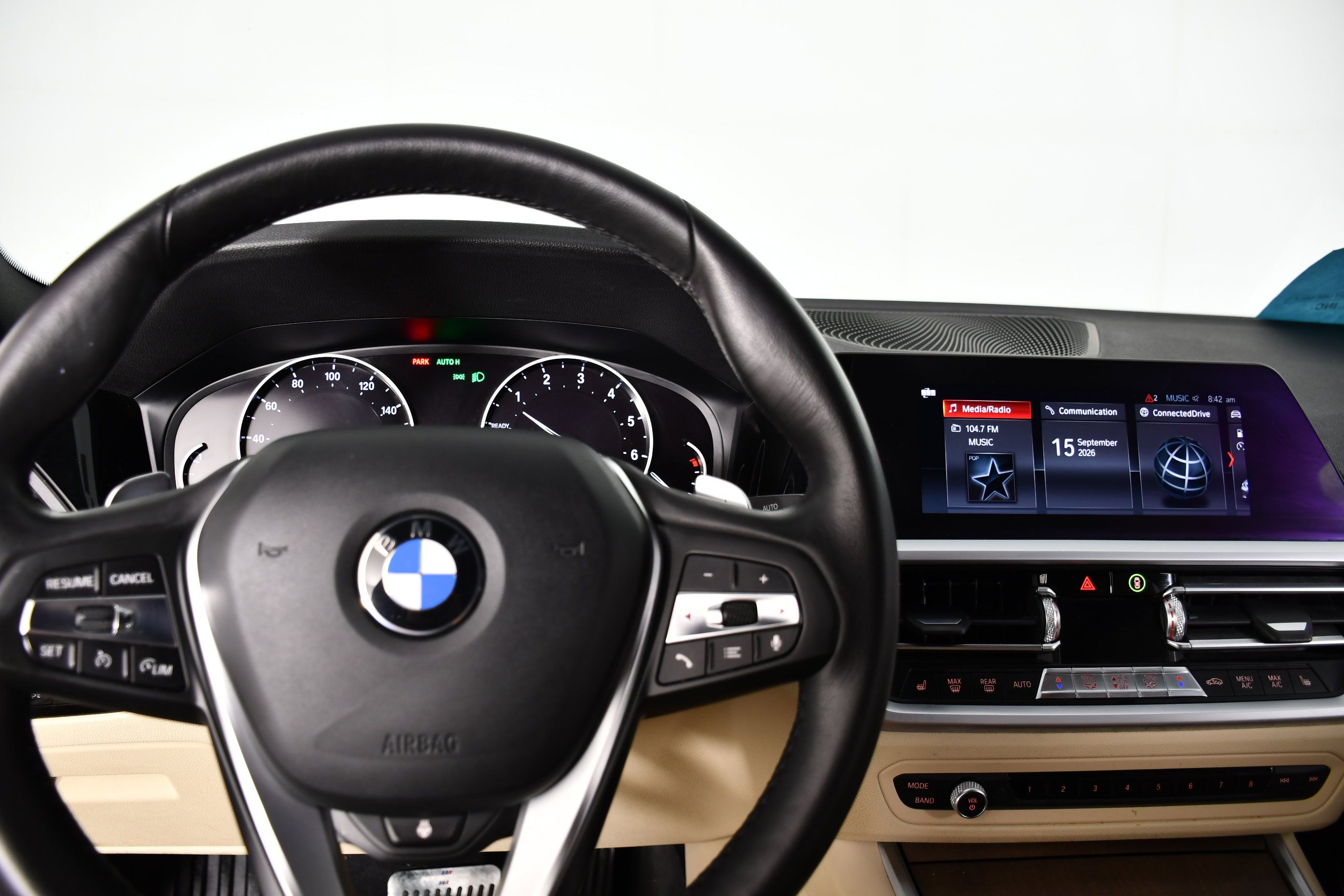 Used 2019 BMW 330i xDrive Sedan w/ Driving Assistance Package AWD/4WD image 16