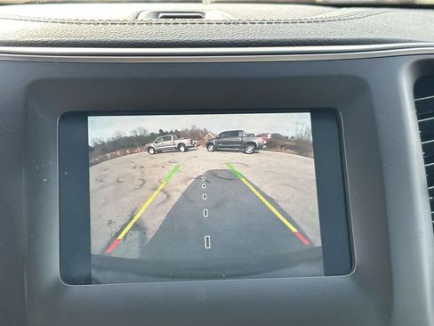 Used 2019 Jeep Cherokee Latitude Plus w/ Comfort/Convenience Group image 29