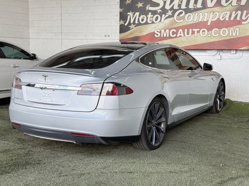 Used 2012 Tesla Model S Signature Performance image 15