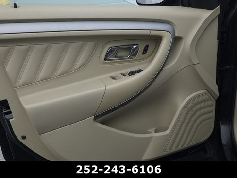 Used 2014 Ford Taurus SEL w/ Equipment Group 201A FWD image 30
