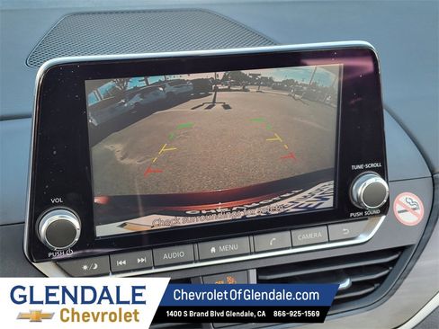 Used 2024 Nissan Altima 2.5 SV image 31