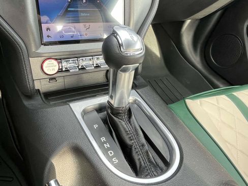 Used 2019 Ford Mustang Coupe RWD image 17