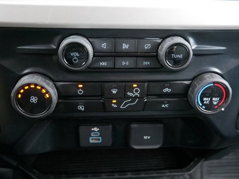 Certified 2024 Ford F350 XLT w/ FX4 Off-Road Package image 25