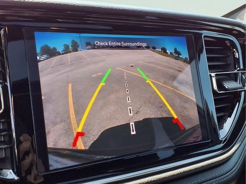 Used 2021 Dodge Durango GT RWD image 9
