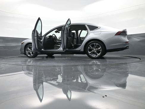 Used 2023 Honda Accord EX-L image 48