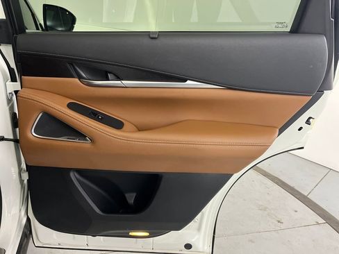 Used 2022 INFINITI QX60 Sensory image 30