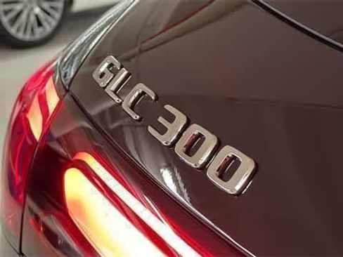 Certified 2025 Mercedes-Benz GLC 300 4MATIC image 10