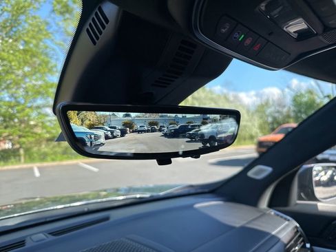 New 2026 GMC Acadia Denali Ultimate w/ LPO, Floor Liner Package AWD/4WD image 45