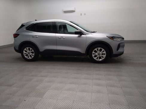 Used 2024 Ford Escape Active FWD image 11