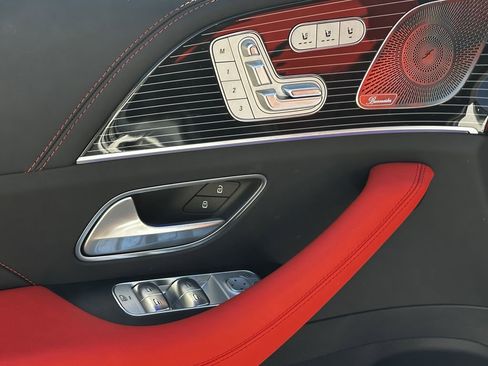 New 2025 Mercedes-Benz GLE 63 AMG S image 11
