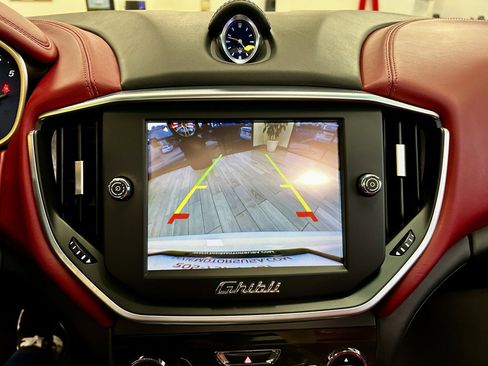 Used 2014 Maserati Ghibli S Q4 image 11
