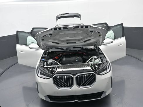 New 2026 BMW X3 xDrive30i w/ Premium Package AWD/4WD image 39