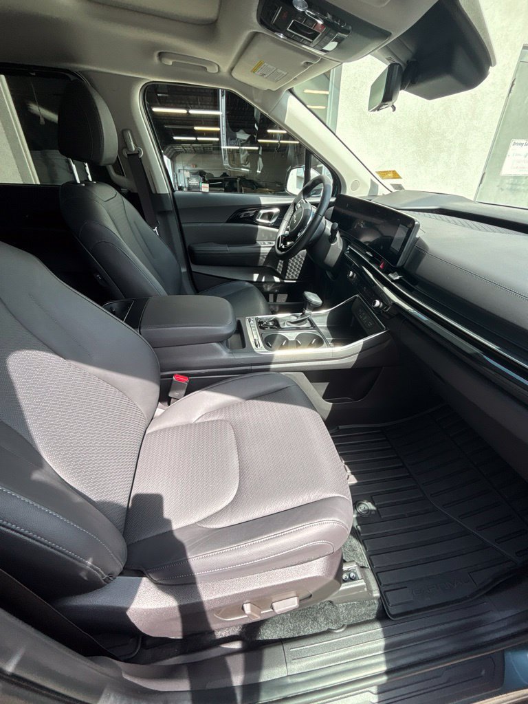 Certified 2026 Kia Carnival SX Prestige FWD image 25