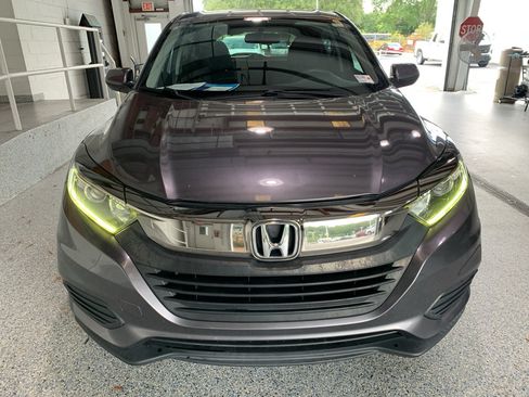 Used 2022 Honda HR-V LX image 2