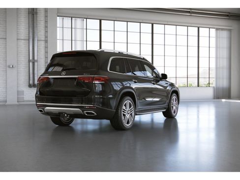 Certified 2023 Mercedes-Benz GLS 450 4MATIC image 11