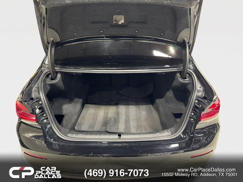 Used 2021 BMW 530i w/ Convenience Package RWD image 19