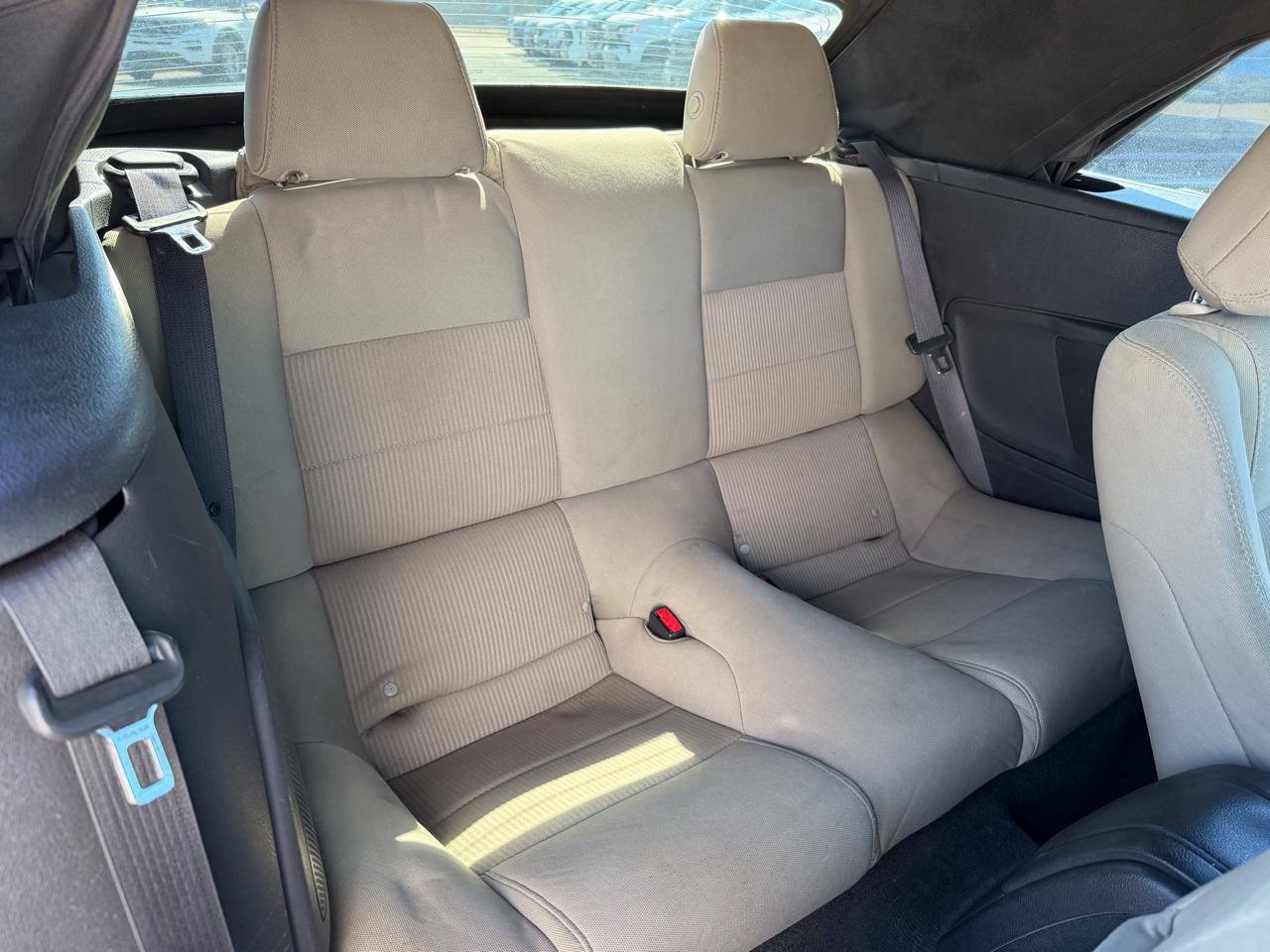 Used 2014 Ford Mustang Convertible RWD image 13