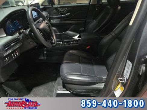 Used 2023 Lincoln Corsair Standard w/ Equipment Group 101A image 6