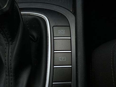 Used 2025 Hyundai Kona SEL image 24