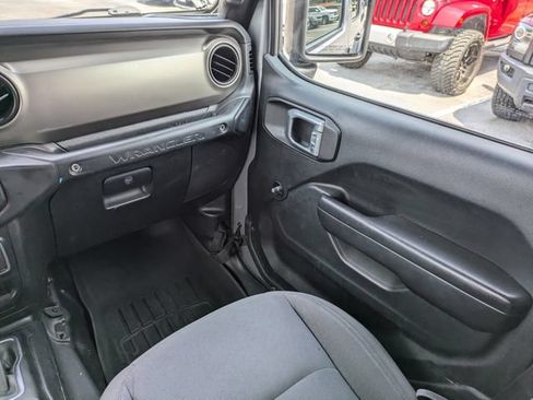 Used 2020 Jeep Wrangler Unlimited Sport AWD/4WD image 18
